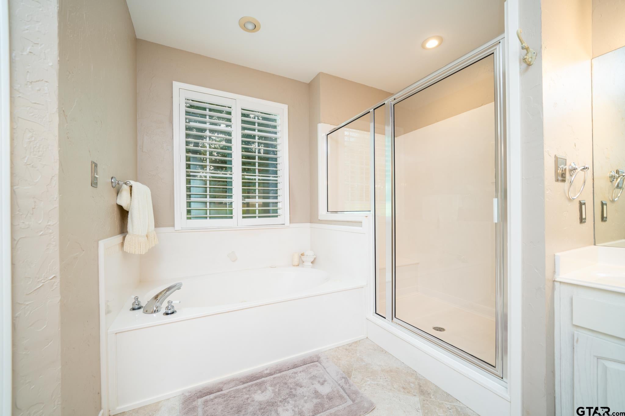 Pittsburg, Texas, 75686, United States, 4 Bedrooms Bedrooms, ,3 BathroomsBathrooms,Residential,For Sale,1839930