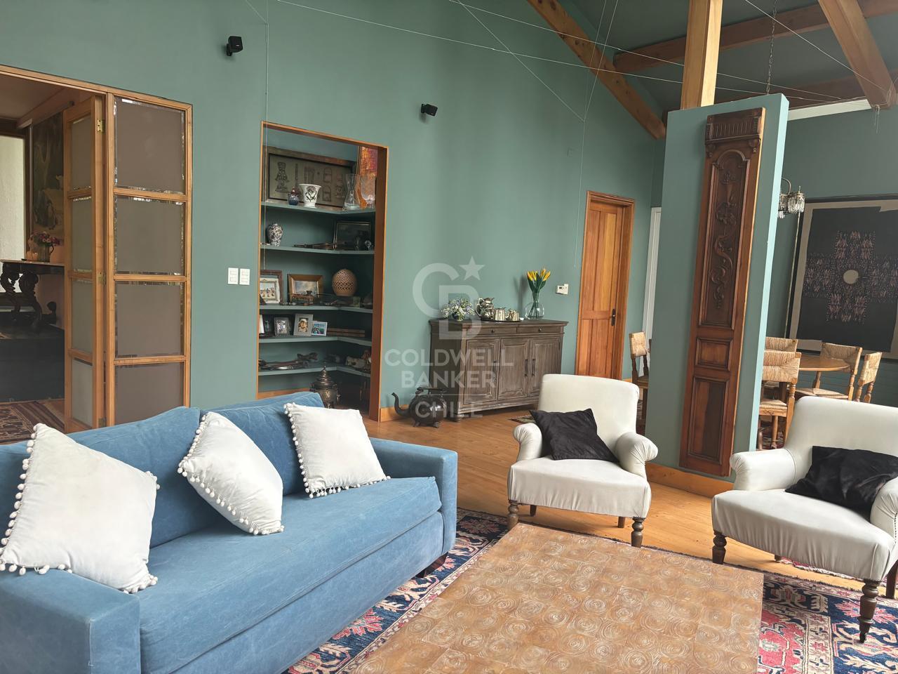 Vitacura, Chile, 5 Bedrooms Bedrooms, ,5 BathroomsBathrooms,Residential,For Sale,1760726