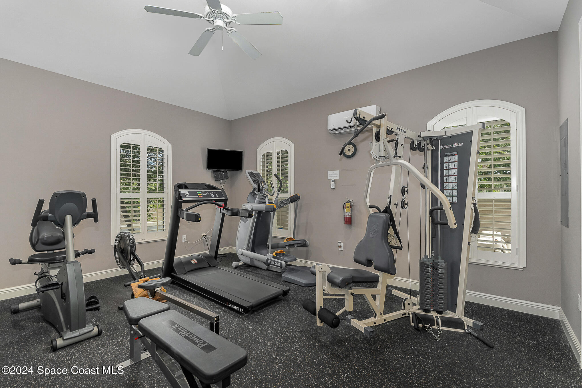 Cocoa Beach, Florida, 32931, United States, 3 Bedrooms Bedrooms, ,3 BathroomsBathrooms,Residential,For Sale,1870977