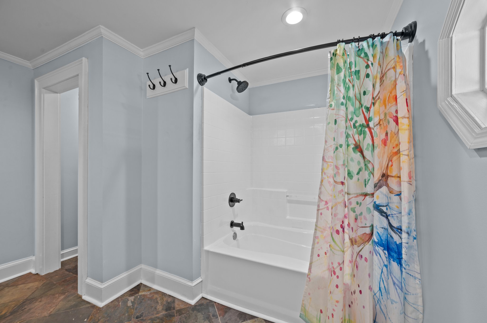 Washington, North Carolina, 27889, United States, 5 Bedrooms Bedrooms, ,3 BathroomsBathrooms,Residential,For Sale,1869236