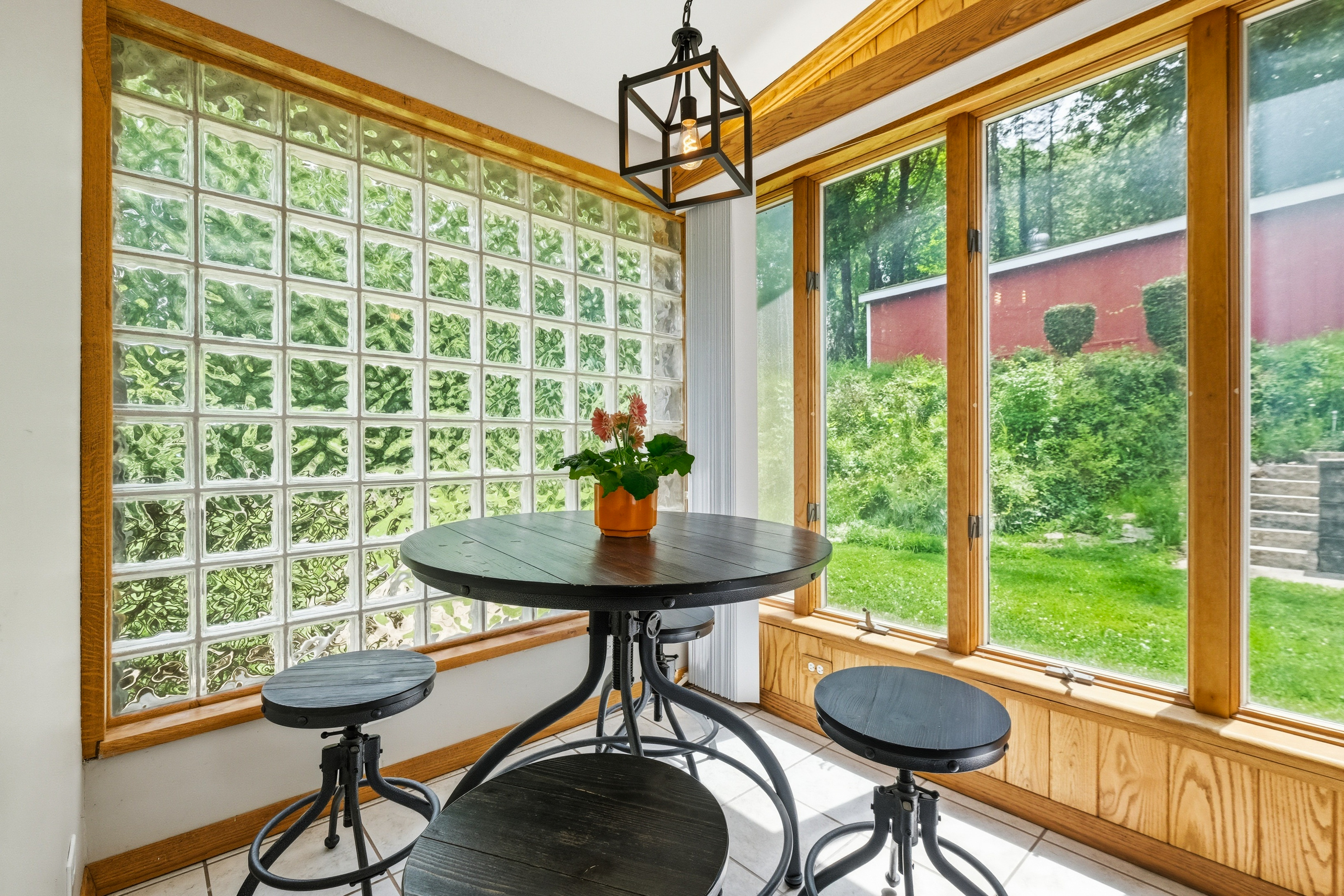  402 Glenrock Drive, Bethel Park, PA 15102 - 物件實景
