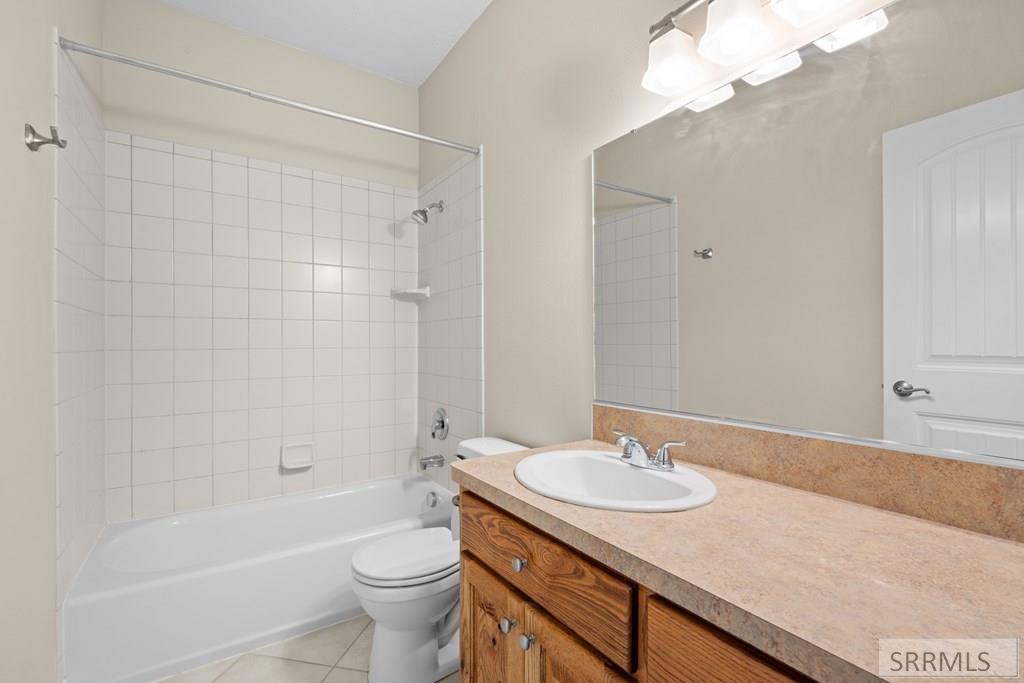 IDAHO FALLS, Idaho, 83402, United States, 5 Bedrooms Bedrooms, ,3 BathroomsBathrooms,Residential,For Sale,1987335