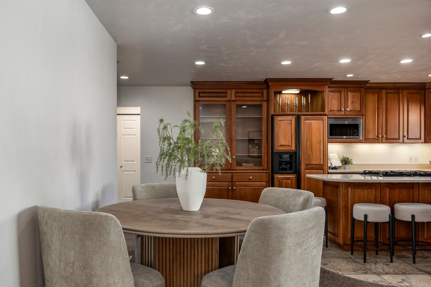 Elegant Single-Level Living in Gated Waterbury Community - 物件實景