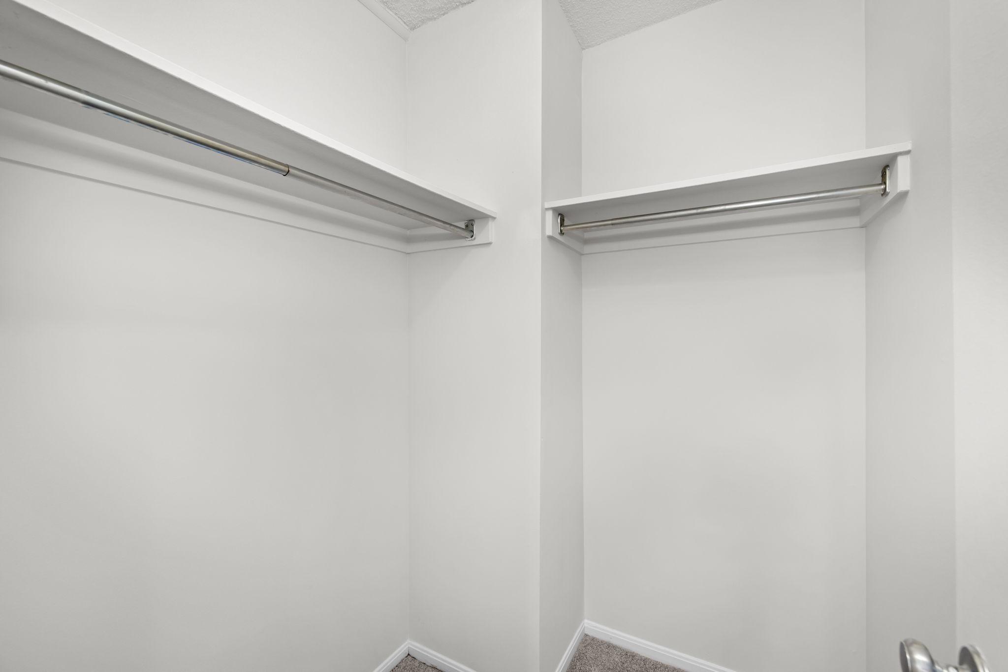  8370 Greensboro Drive, Mclean, VA, 22102 - 物件實景