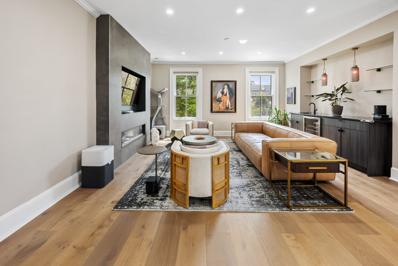 Philadelphia, Pennsylvania, 19130, United States, 5 Bedrooms Bedrooms, ,6 BathroomsBathrooms,Residential,For Sale,1977260