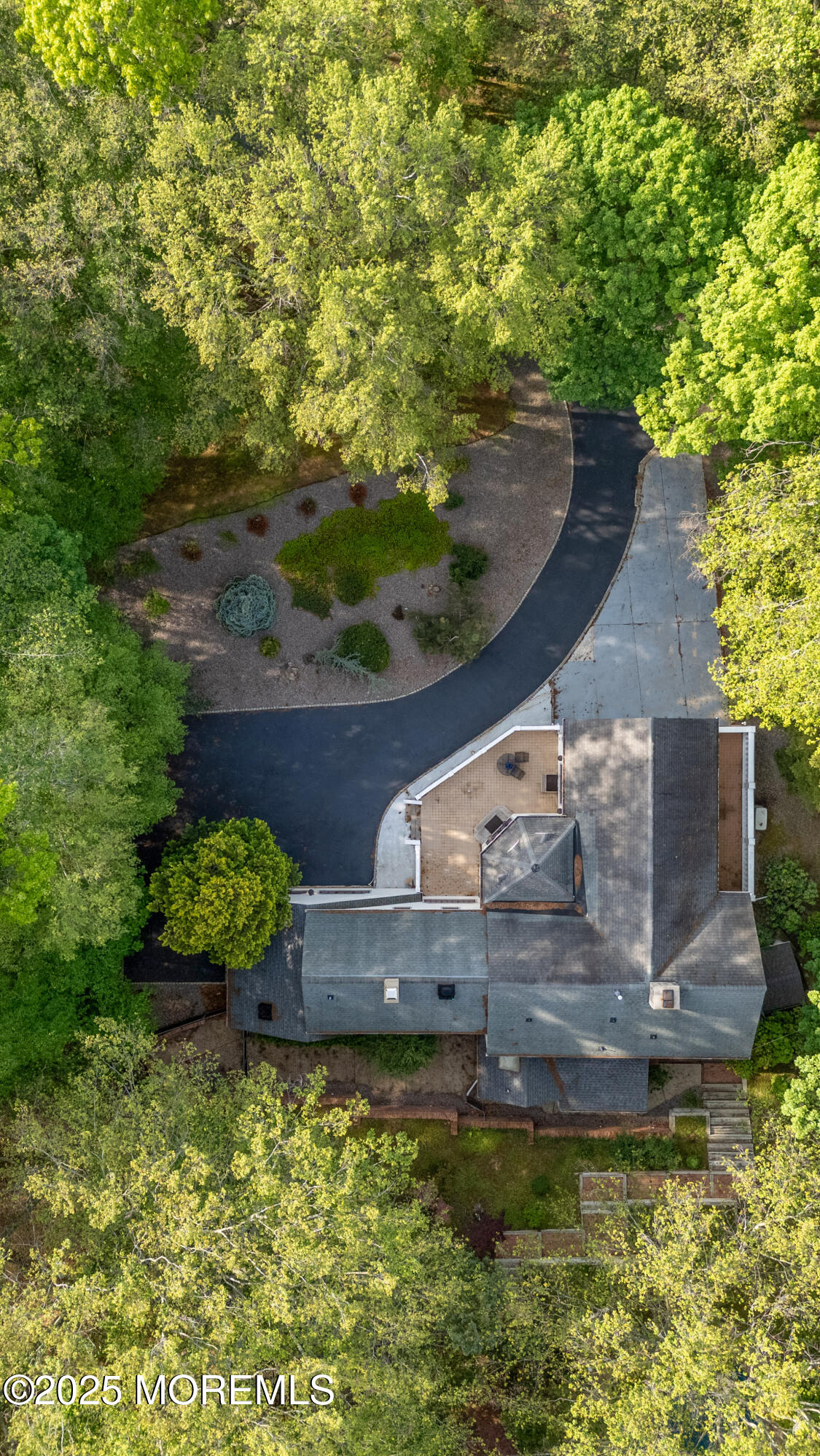 Middletown, New Jersey, 07748, United States, 5 Bedrooms Bedrooms, ,5 BathroomsBathrooms,Residential,For Sale,1904481