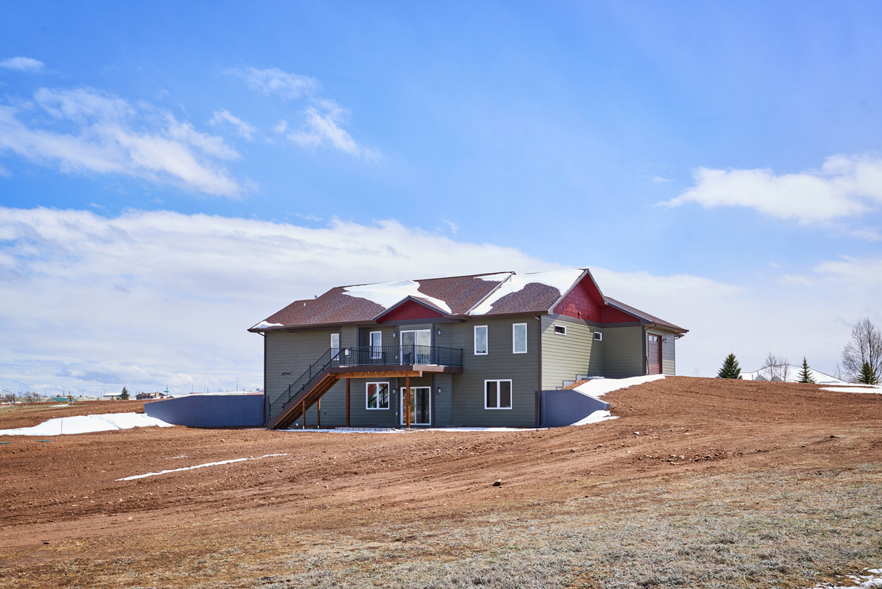 Cheyenne, Wyoming, 82009, United States, 3 Bedrooms Bedrooms, ,2 BathroomsBathrooms,Residential,For Sale,1978031