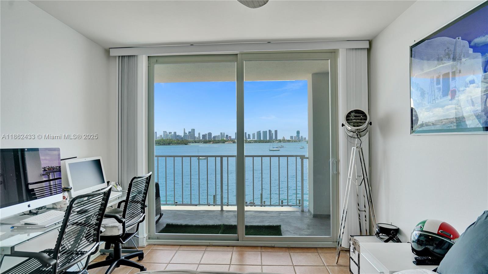 Miami Beach, Florida, 33139, United States, 2 Bedrooms Bedrooms, ,2 BathroomsBathrooms,Residential,For Sale,1925367