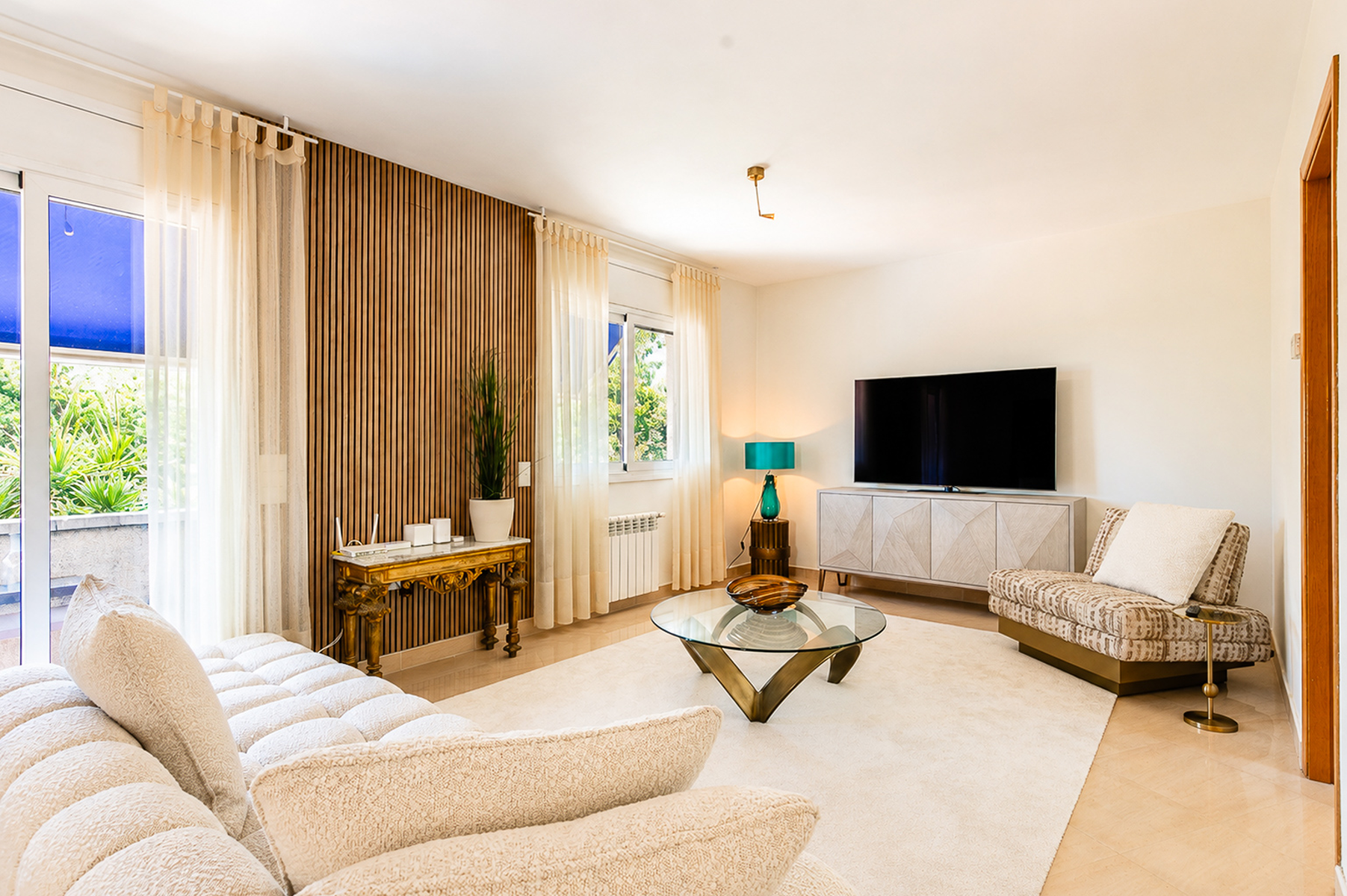  Fantastic villa on a large plot with swimming pool in Olivella - 物件實景