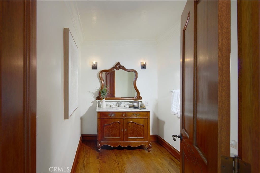Corona del Mar, California, 92625, United States, 4 Bedrooms Bedrooms, ,4 BathroomsBathrooms,Residential,For Sale,1709023