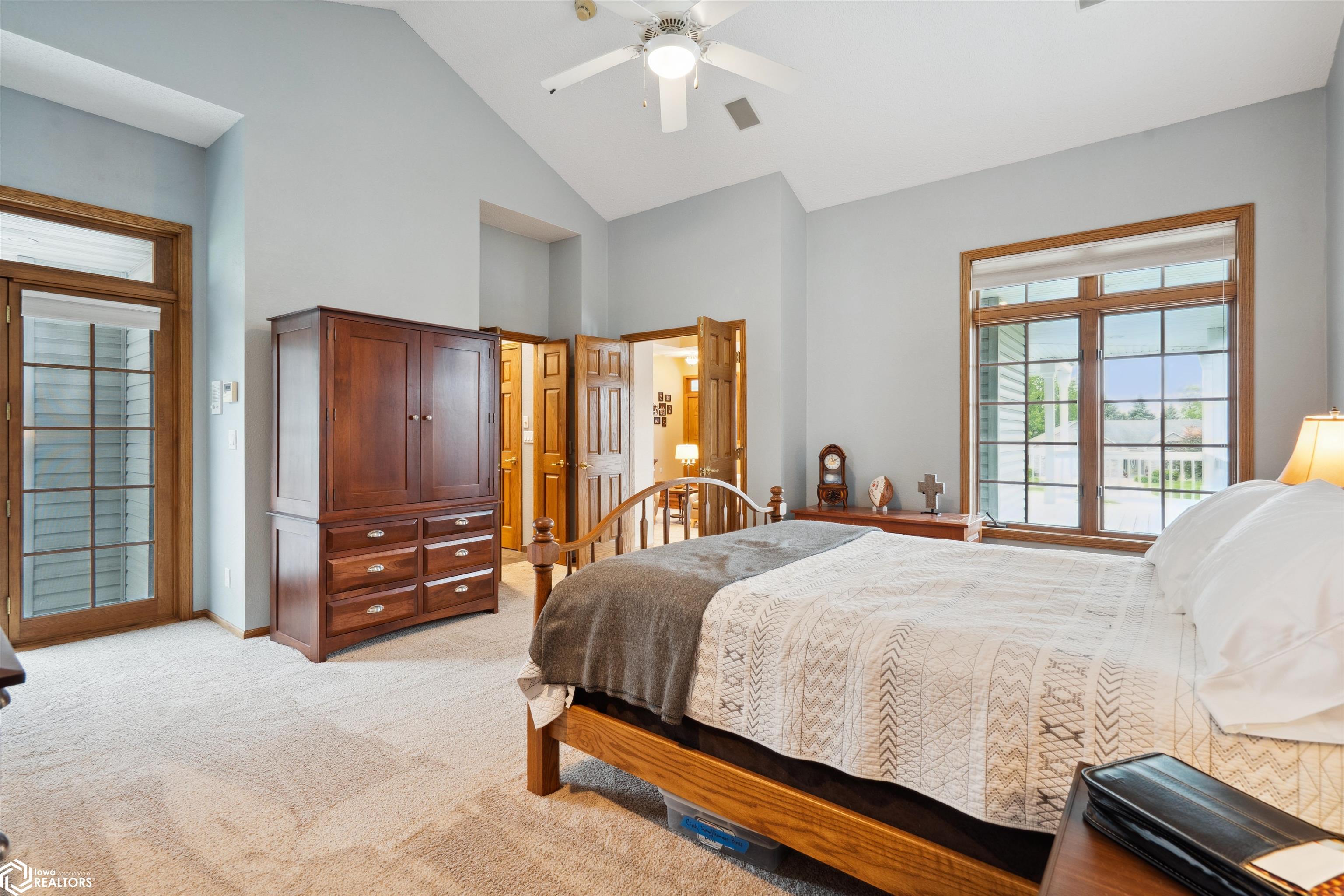 Marshalltown, Iowa, 50158, United States, 4 Bedrooms Bedrooms, ,4 BathroomsBathrooms,Residential,For Sale,1980517