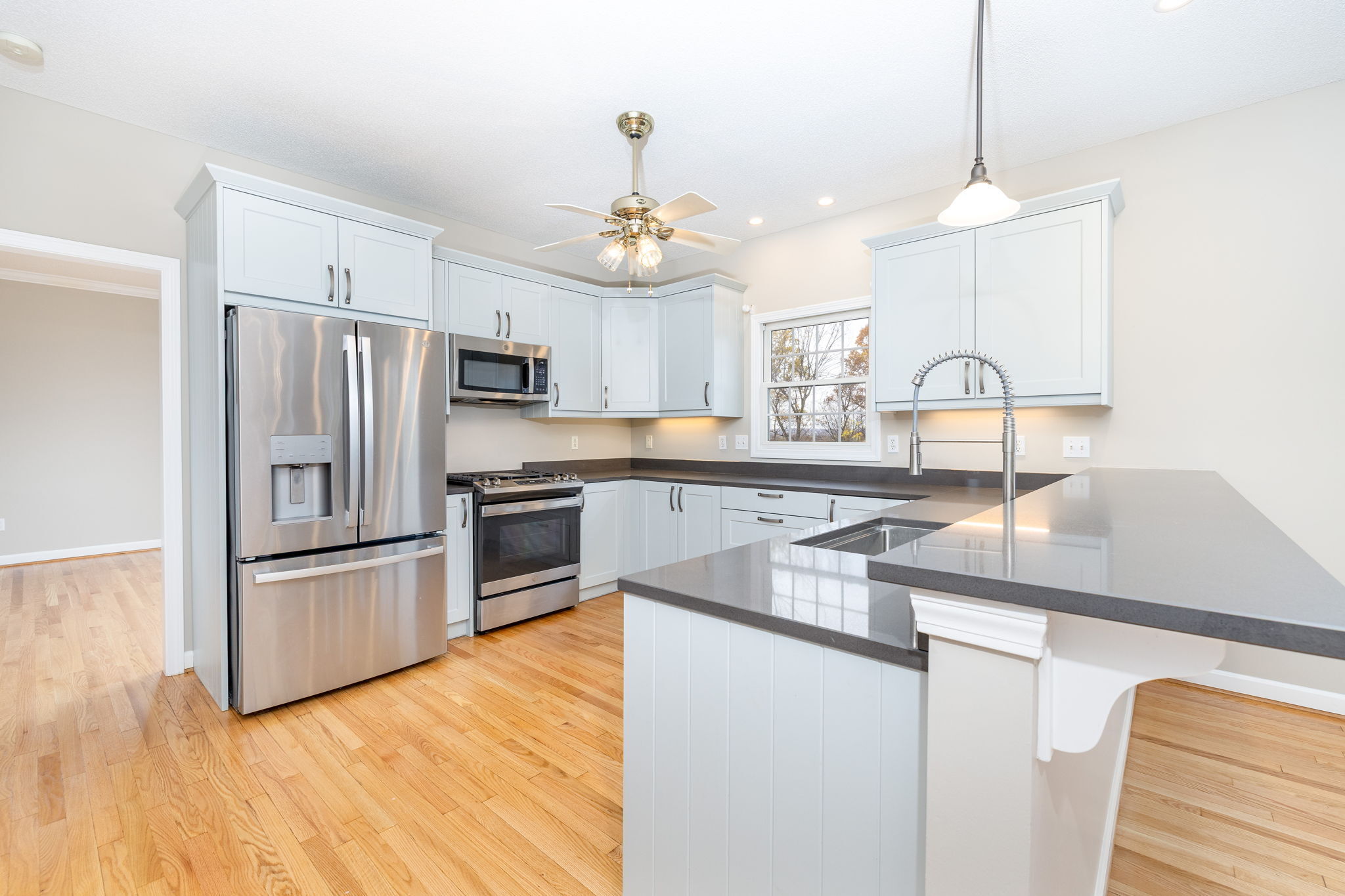 Rocky Hill, Connecticut, 06067, United States, 4 Bedrooms Bedrooms, ,3 BathroomsBathrooms,Residential,For Sale,1991962