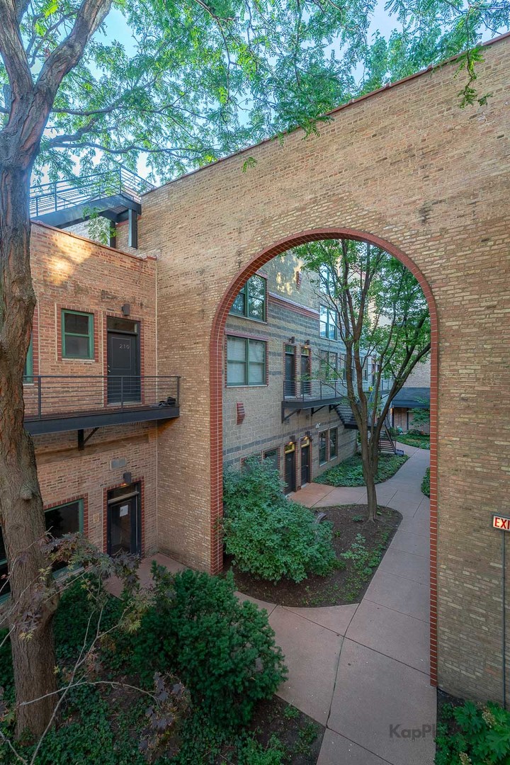 Chicago, Illinois, 60607, United States, 1 Bedroom Bedrooms, ,1 BathroomBathrooms,Residential,For Sale,1935059