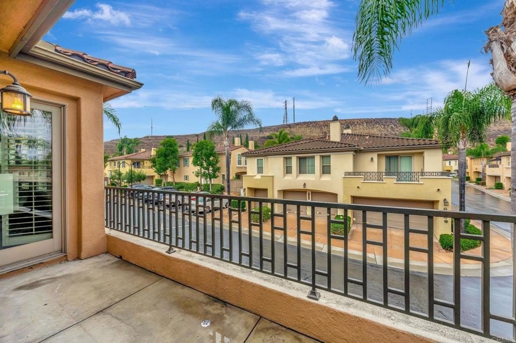 San Diego, California, 92108, United States, 2 Bedrooms Bedrooms, ,2 BathroomsBathrooms,Residential,For Sale,1939795