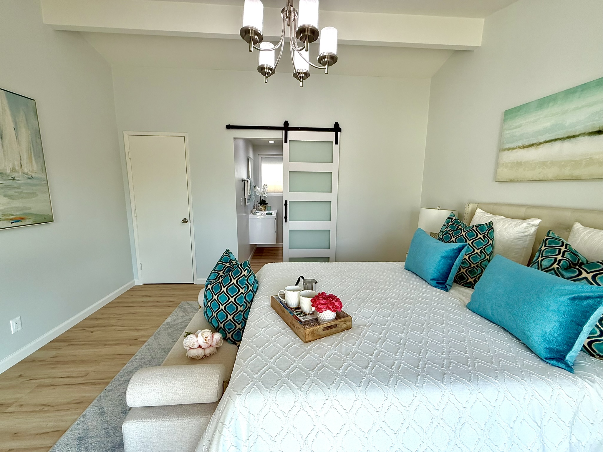 Los Alamitos, California, 90720, United States, 5 Bedrooms Bedrooms, ,4 BathroomsBathrooms,Residential,For Sale,1895084