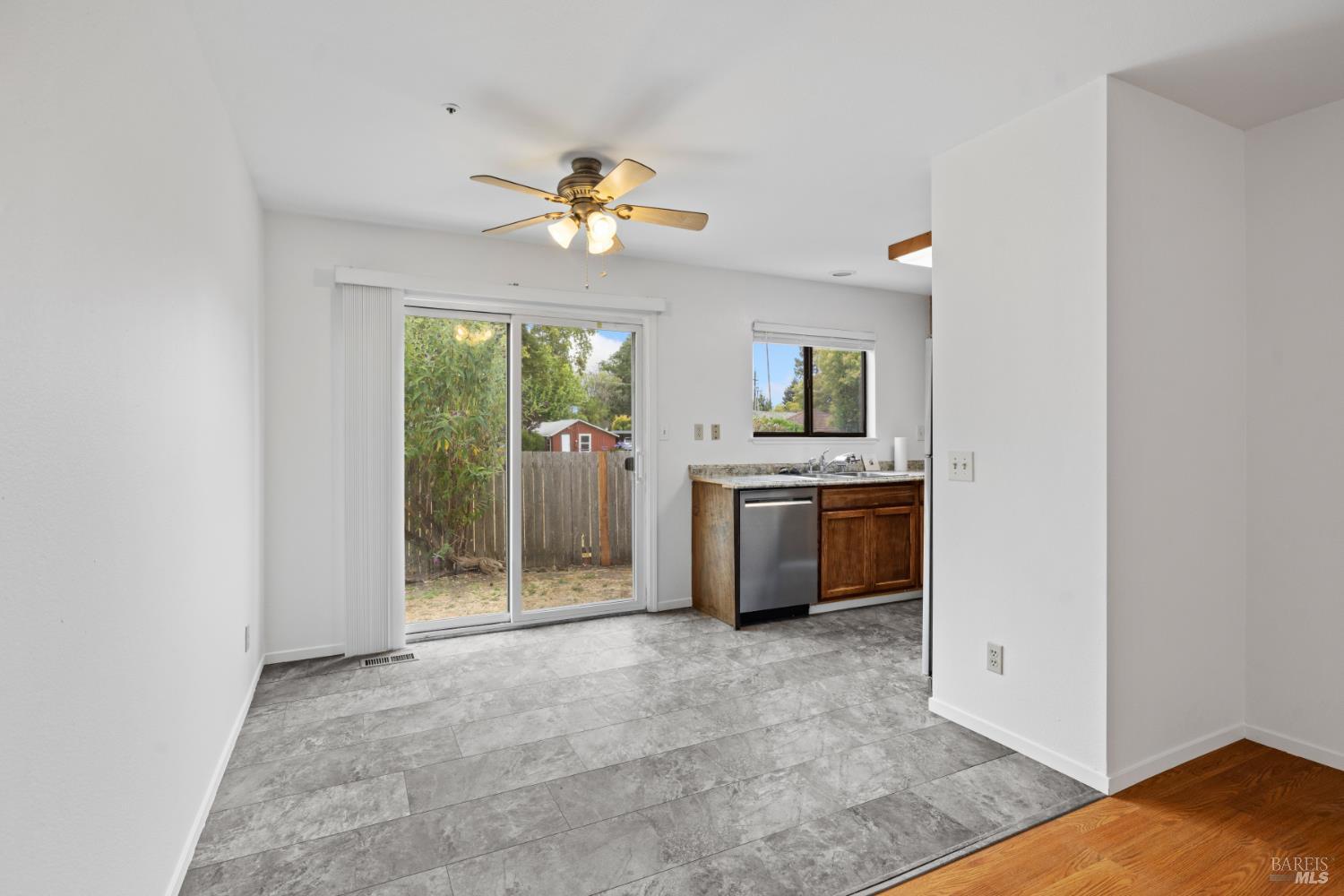 Cotati, California, 94931, United States, ,Residential,For Sale,1900640