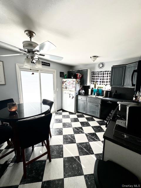 Staten Island, New York, 10309, United States, 3 Bedrooms Bedrooms, ,2 BathroomsBathrooms,Residential,For Sale,1918463