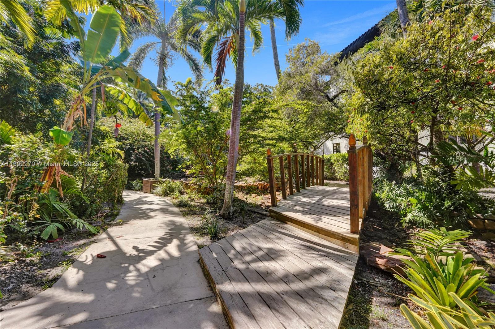 Key Biscayne, Florida, 33149, United States, 1 Bedroom Bedrooms, ,2 BathroomsBathrooms,Residential,For Sale,1971472