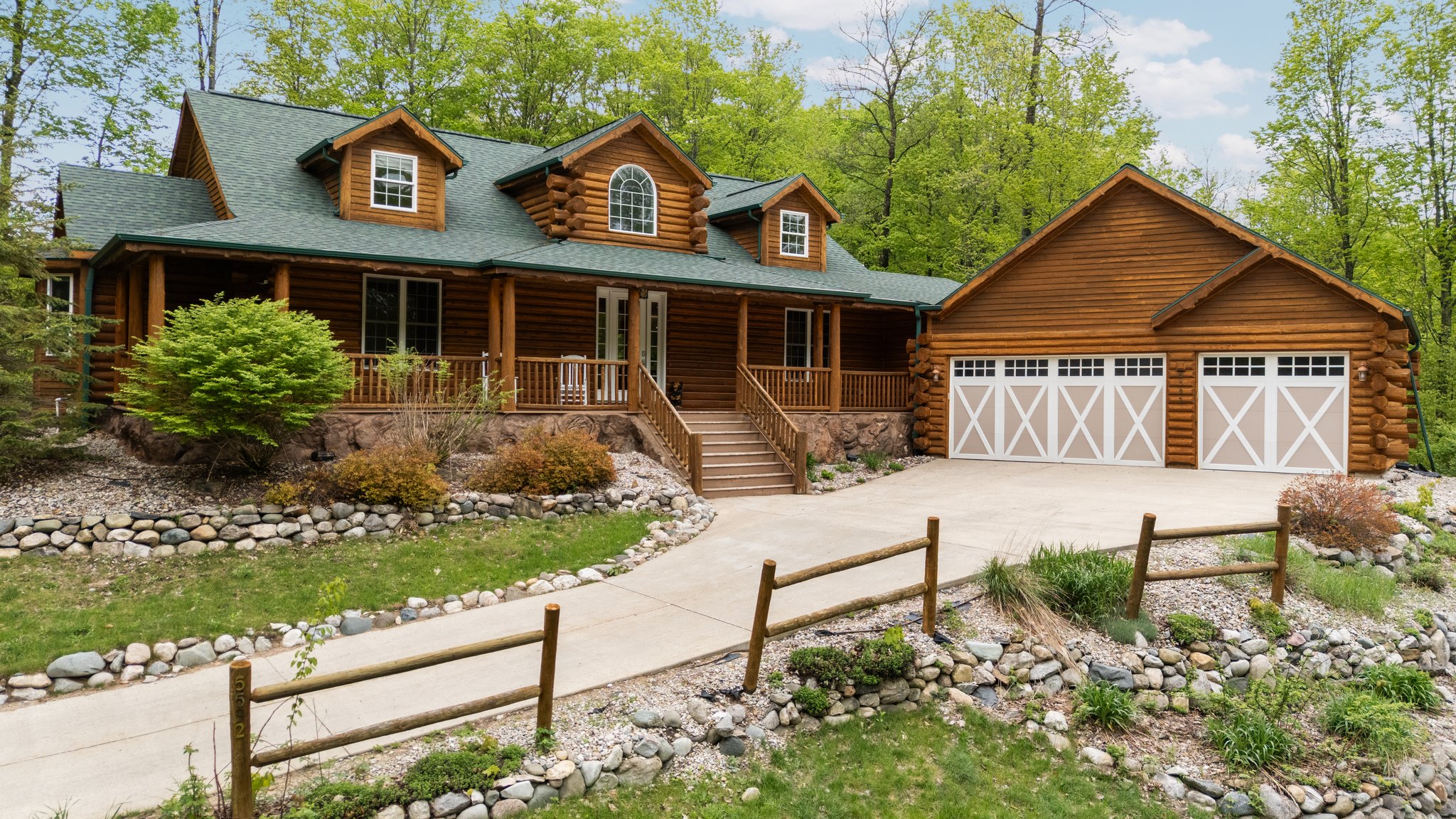 Bellaire, Michigan, 49615, United States, 5 Bedrooms Bedrooms, ,4 BathroomsBathrooms,Residential,For Sale,1826987