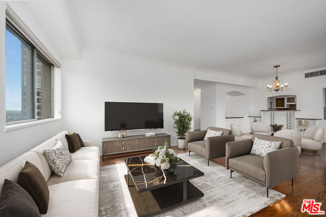 Los Angeles, California, 90024, United States, 3 Bedrooms Bedrooms, ,1 BathroomBathrooms,Residential,For Sale,1819230