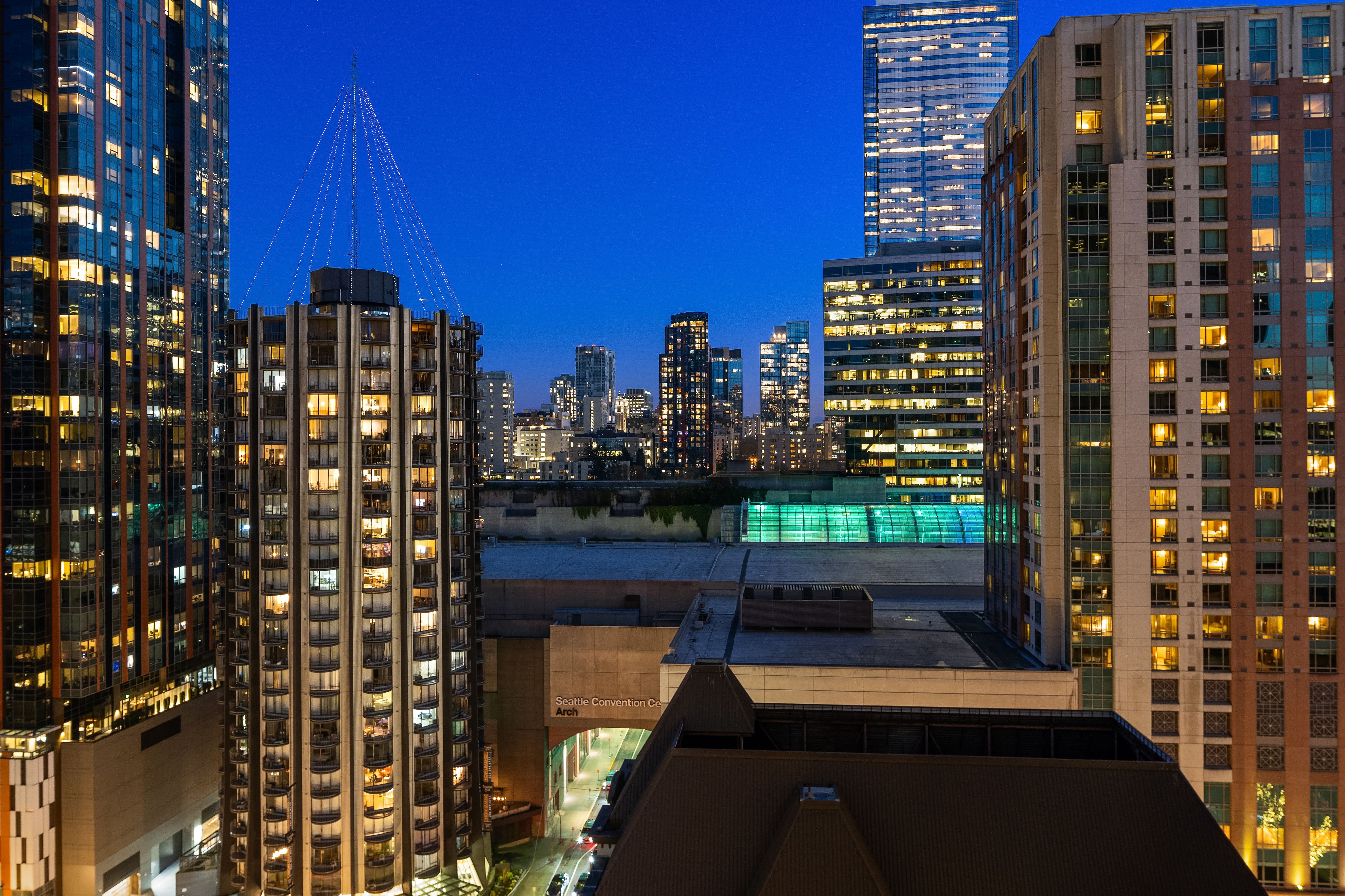  737 Olive Wy Unit #2910, Seattle, WA 98122 - 物件實景