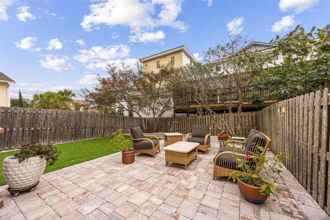 Fernandina Beach, Florida, 32034, United States, 2 Bedrooms Bedrooms, ,2 BathroomsBathrooms,Residential,For Sale,2011702