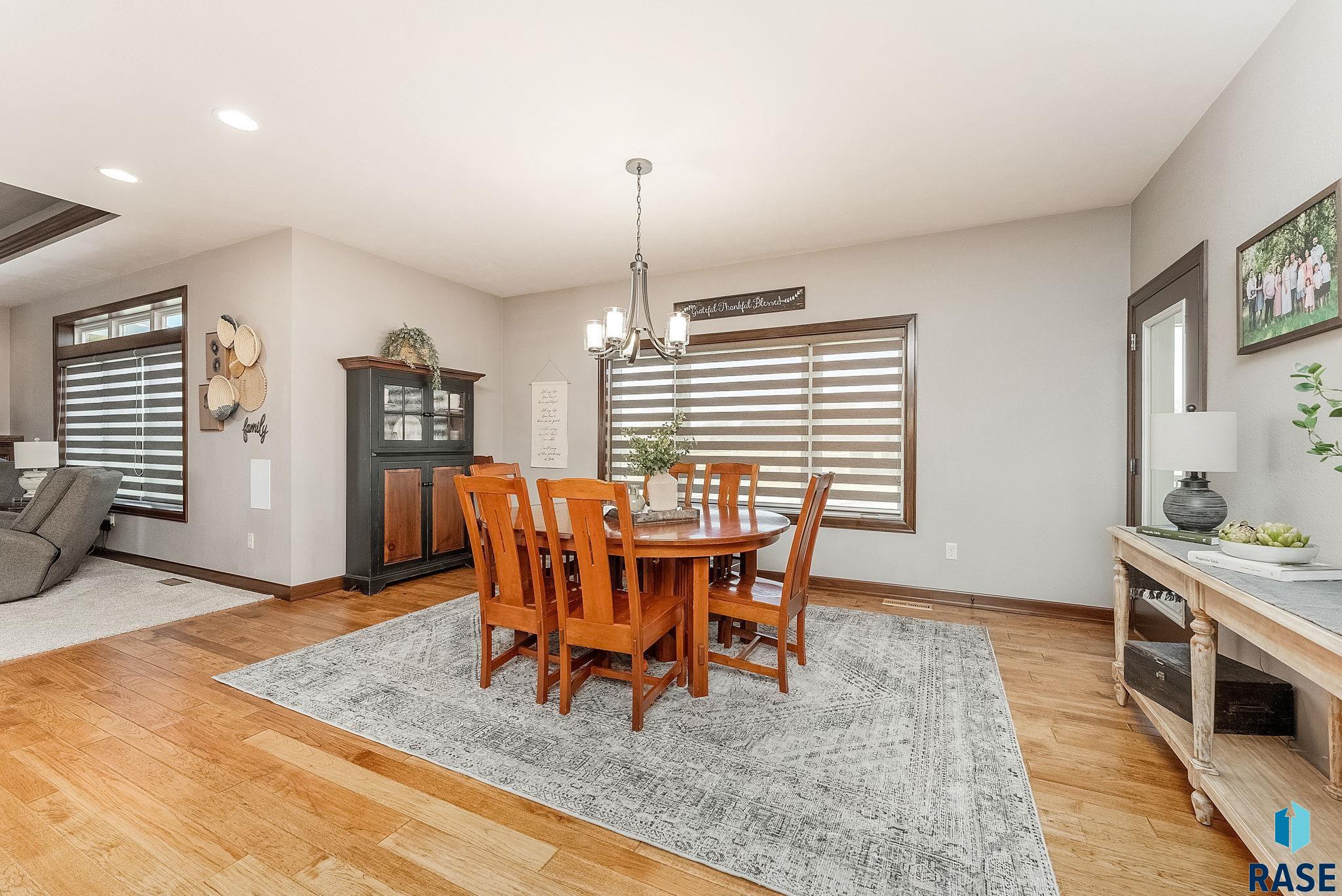 Lester, Iowa, 51242, United States, 4 Bedrooms Bedrooms, ,5 BathroomsBathrooms,Residential,For Sale,1926718