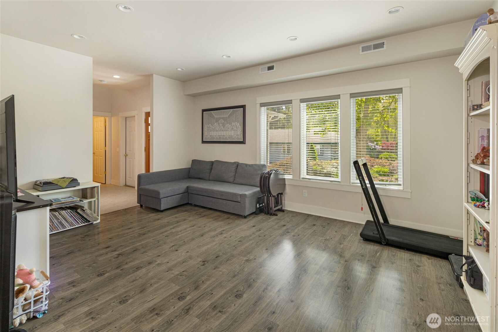 Friday Harbor, Washington, 98250, United States, 2 Bedrooms Bedrooms, ,3 BathroomsBathrooms,Residential,For Sale,1818388