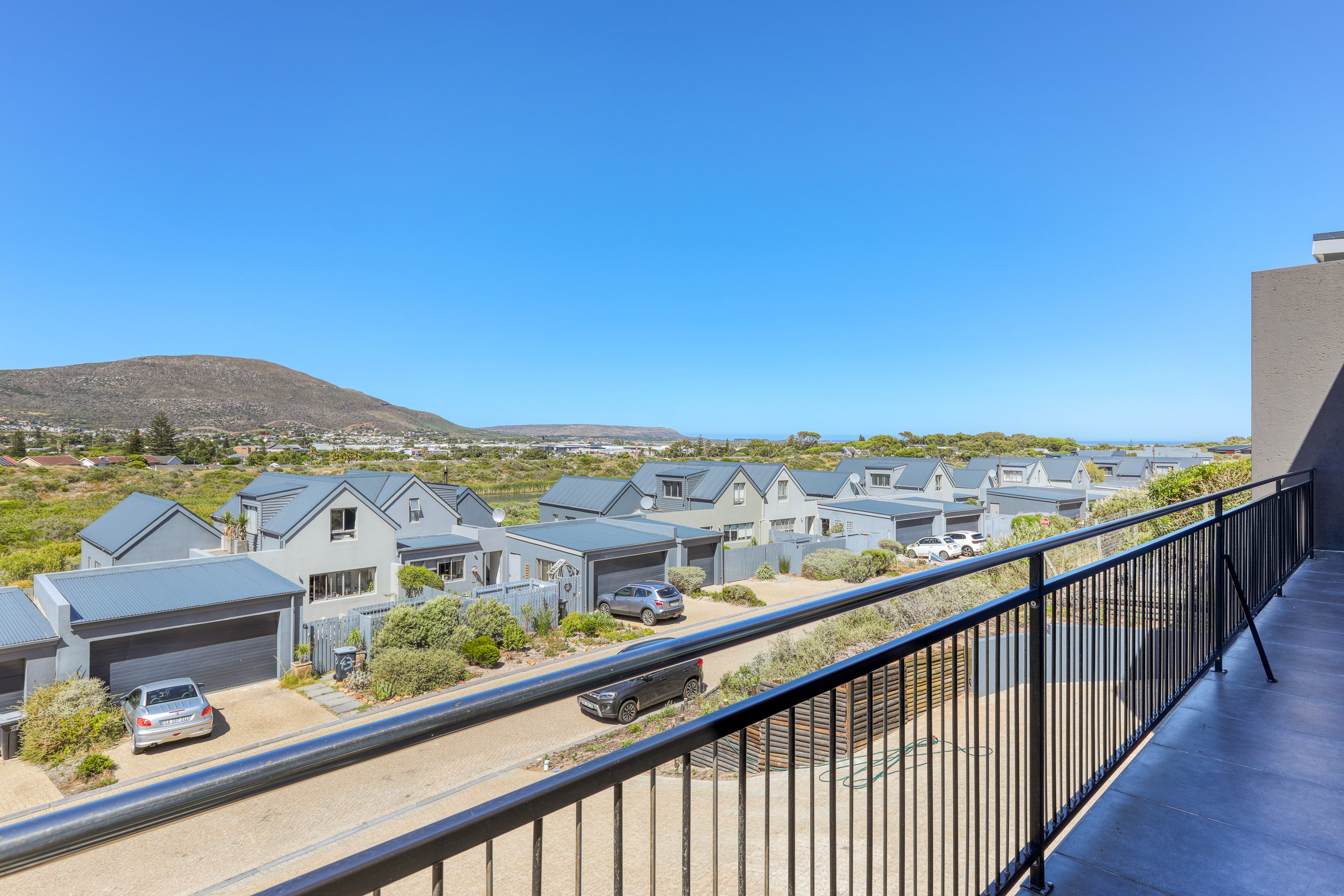  Noordhoek, Chapman