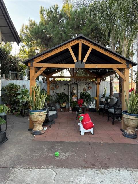 Los Angeles, California, 90044, United States, 3 Bedrooms Bedrooms, ,1 BathroomBathrooms,Residential,For Sale,2001205