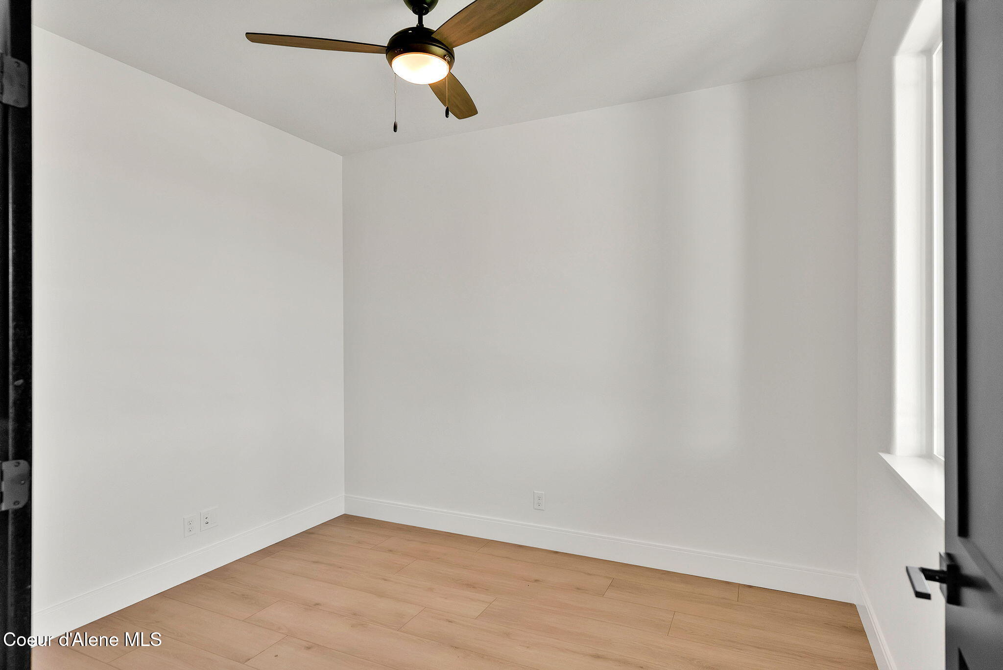 Rathdrum, Idaho, 83858, United States, 3 Bedrooms Bedrooms, ,Residential,For Sale,1999026