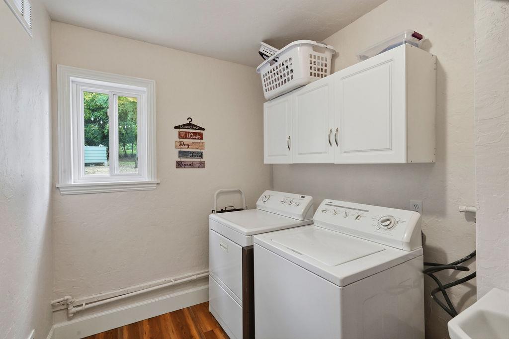 Auburn, California, 95602, United States, 3 Bedrooms Bedrooms, ,2 BathroomsBathrooms,Residential,For Sale,2048014