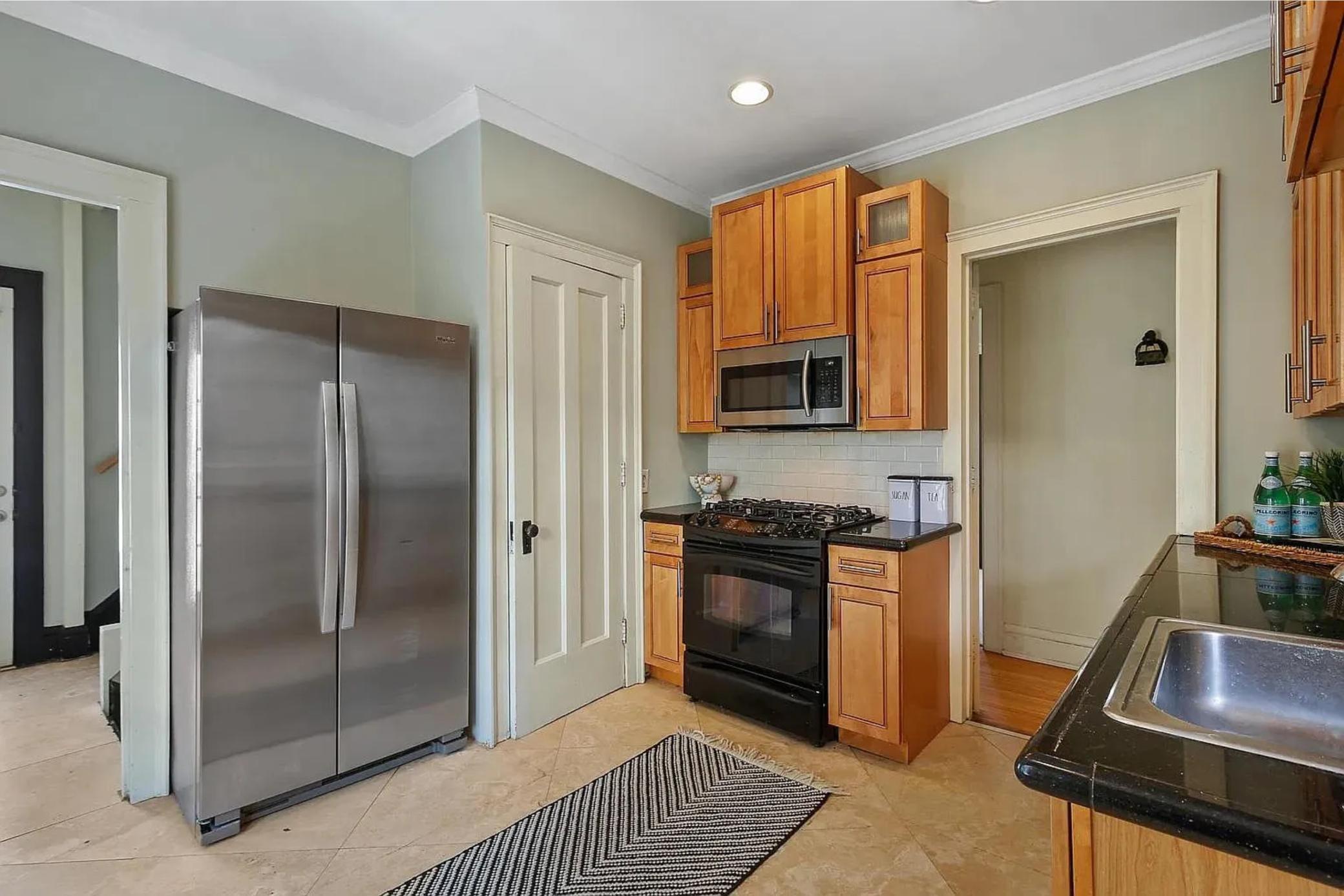 Minneapolis, Minnesota, 55403, United States, ,Residential,For Sale,1939617