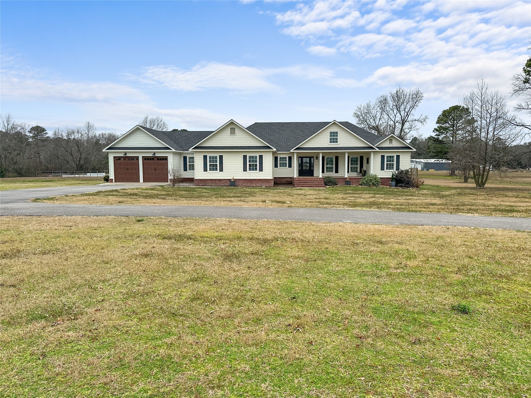 Winnsboro, Texas, 75494, United States, 3 Bedrooms Bedrooms, ,3 BathroomsBathrooms,Residential,For Sale,1779211