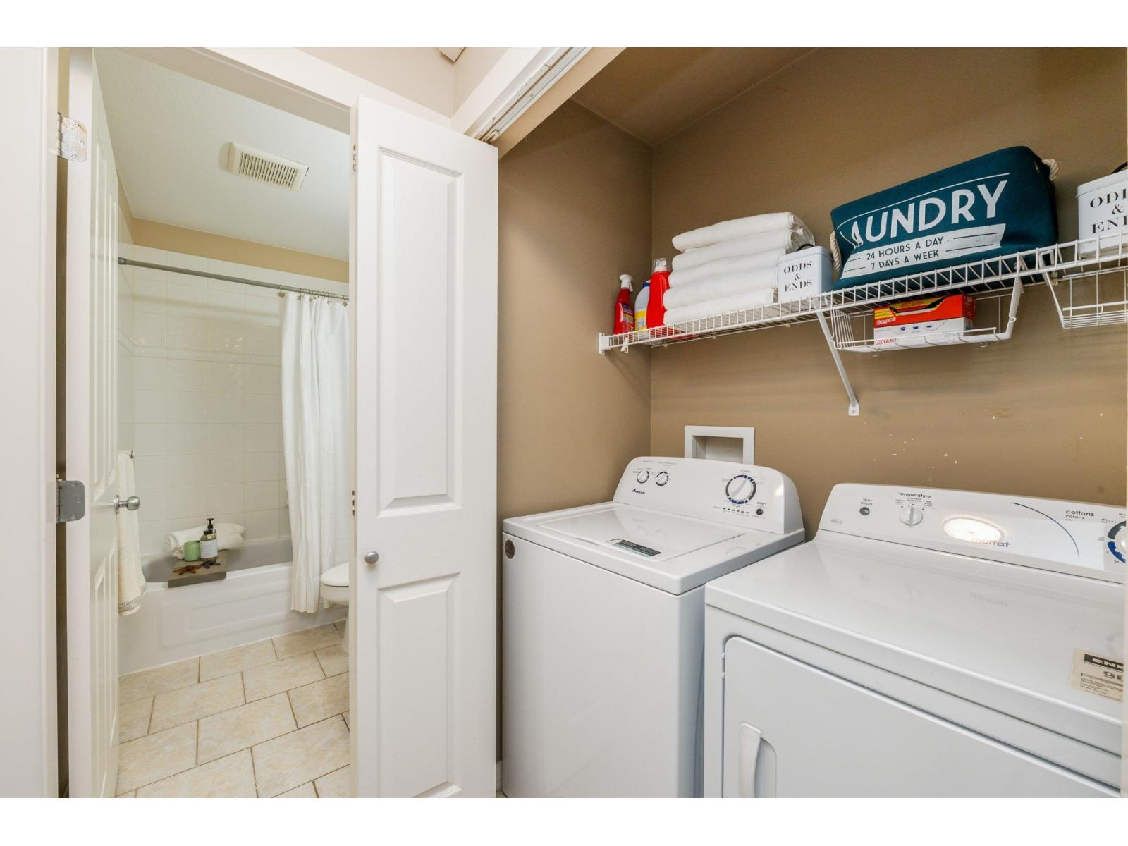 LANGLEY, British Columbia, V3V 6A0, CA, 4 Bedrooms Bedrooms, ,4 BathroomsBathrooms,Residential,For Sale,1950645
