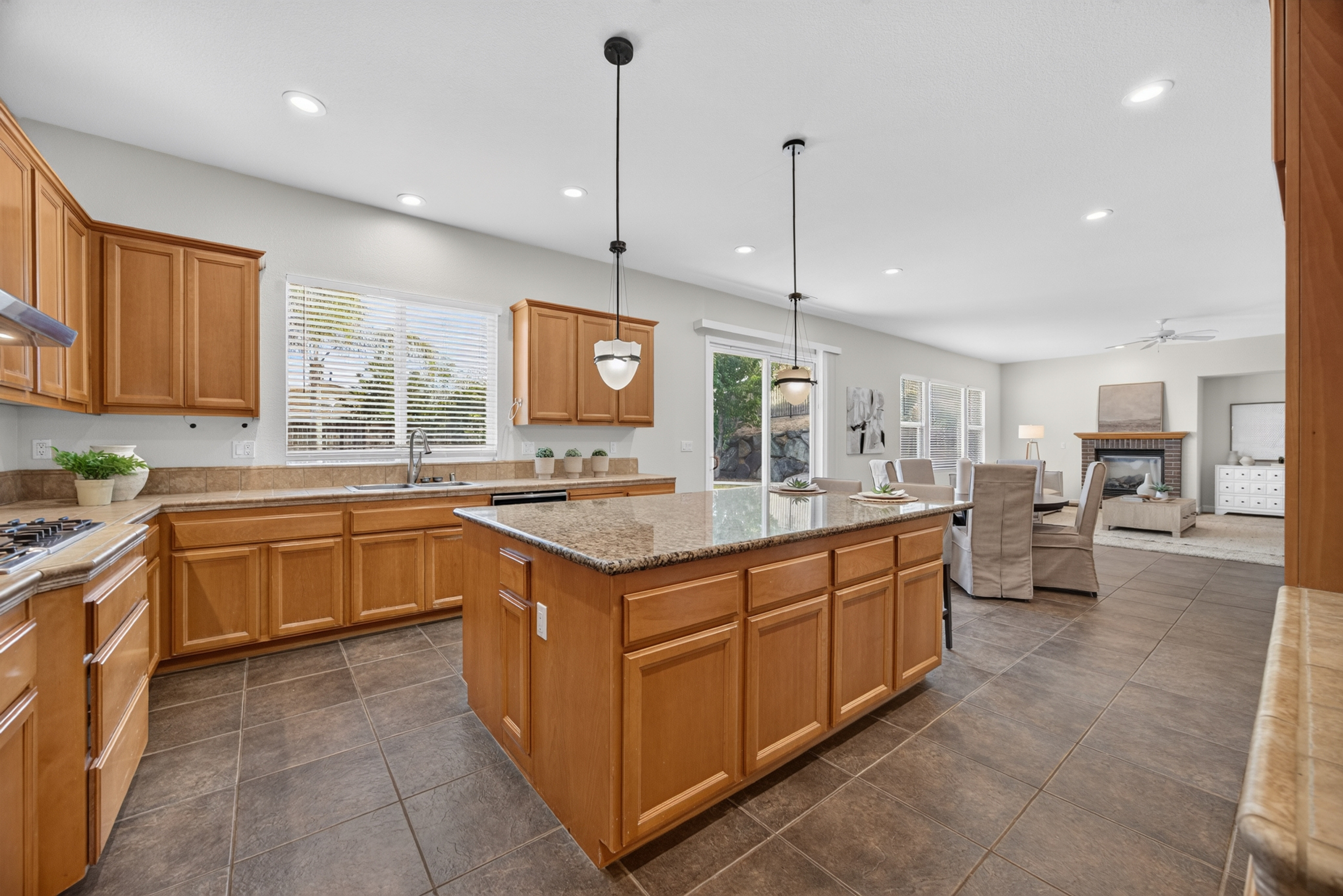  2207 Hedrick Court, Rocklin, CA 95765 - 物件實景