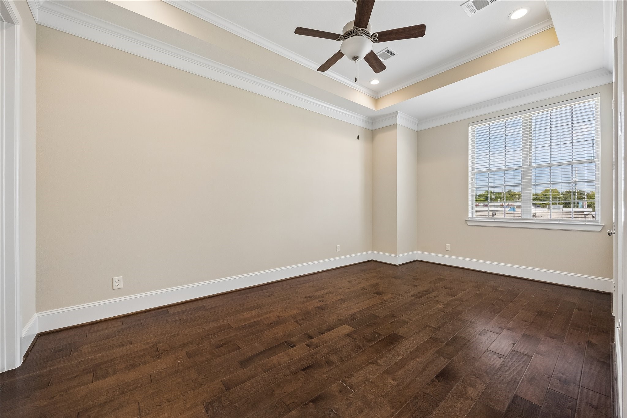 8306 Ginger Oak Street - 物件實景