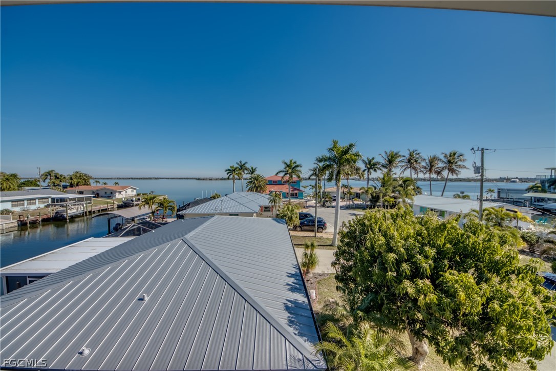 Matlacha, Florida, 33993, United States, 4 Bedrooms Bedrooms, ,3 BathroomsBathrooms,Residential,For Sale,2021819