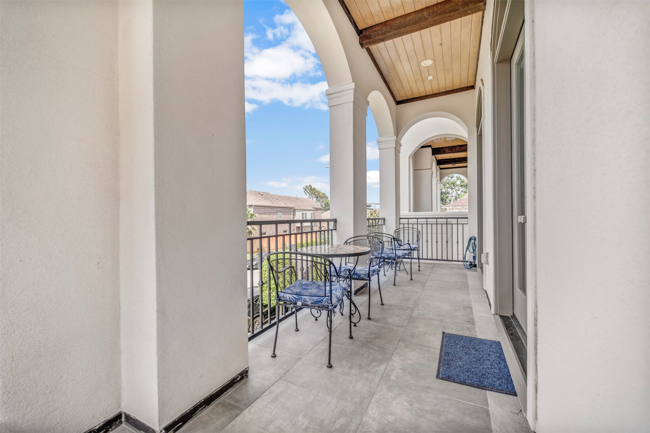 Houston, Texas, 77055, United States, 3 Bedrooms Bedrooms, ,4 BathroomsBathrooms,Residential,For Sale,1866931