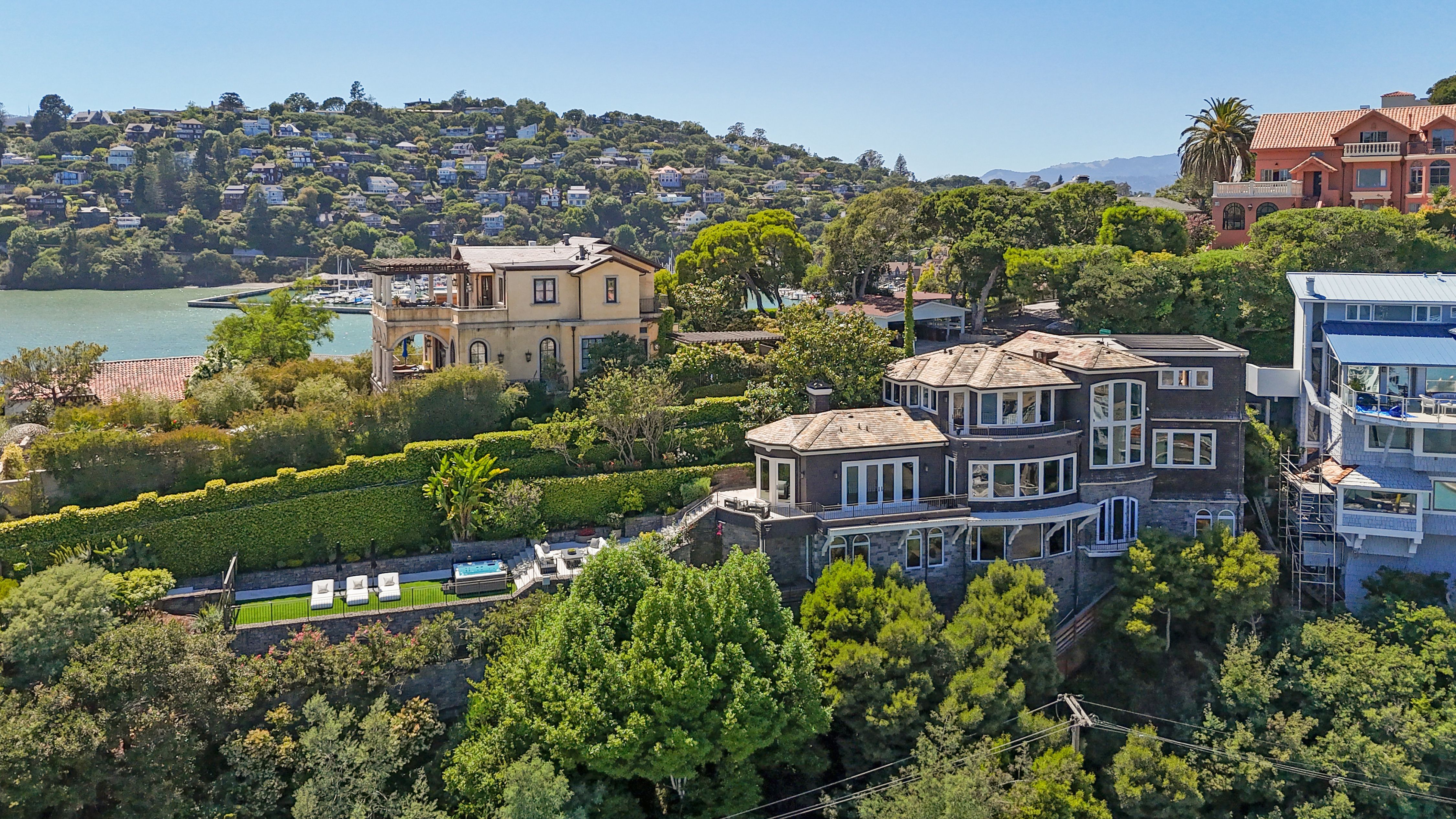  Corinthian Island Estate - 物件實景