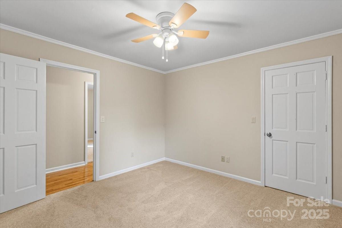 Kannapolis, North Carolina, 28081, United States, 3 Bedrooms Bedrooms, ,4 BathroomsBathrooms,Residential,For Sale,1989536