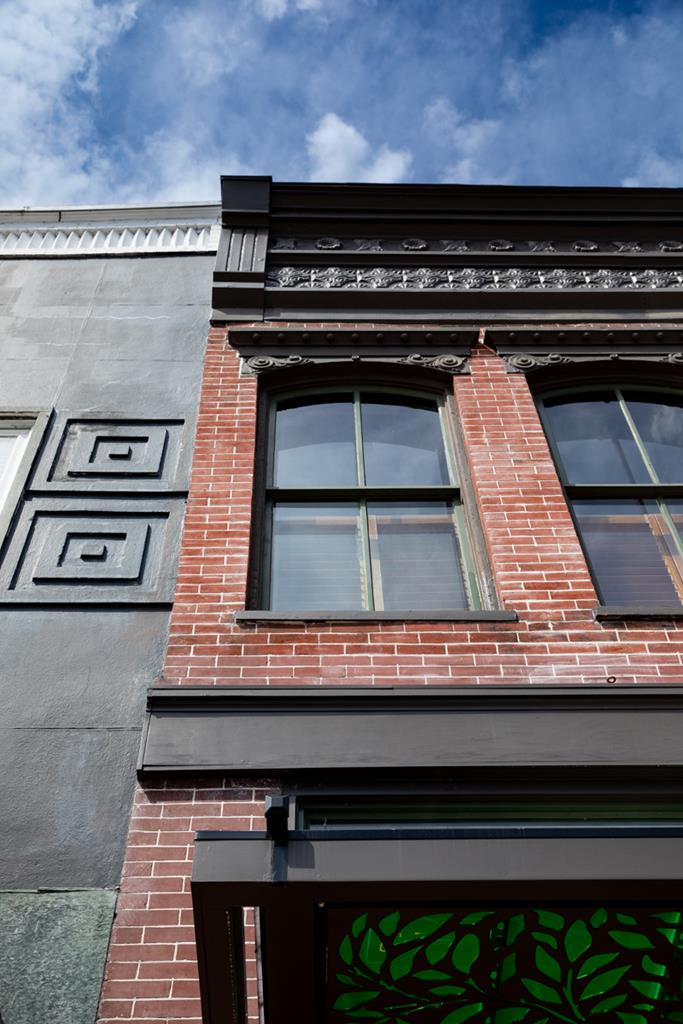 Farmville, Virginia, 23901, United States, 3 Bedrooms Bedrooms, ,3 BathroomsBathrooms,Residential,For Sale,1981165