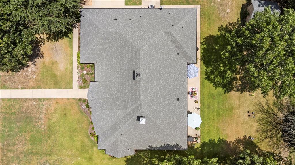 Lindale, Texas, 75771, United States, 4 Bedrooms Bedrooms, ,4 BathroomsBathrooms,Residential,For Sale,1903867