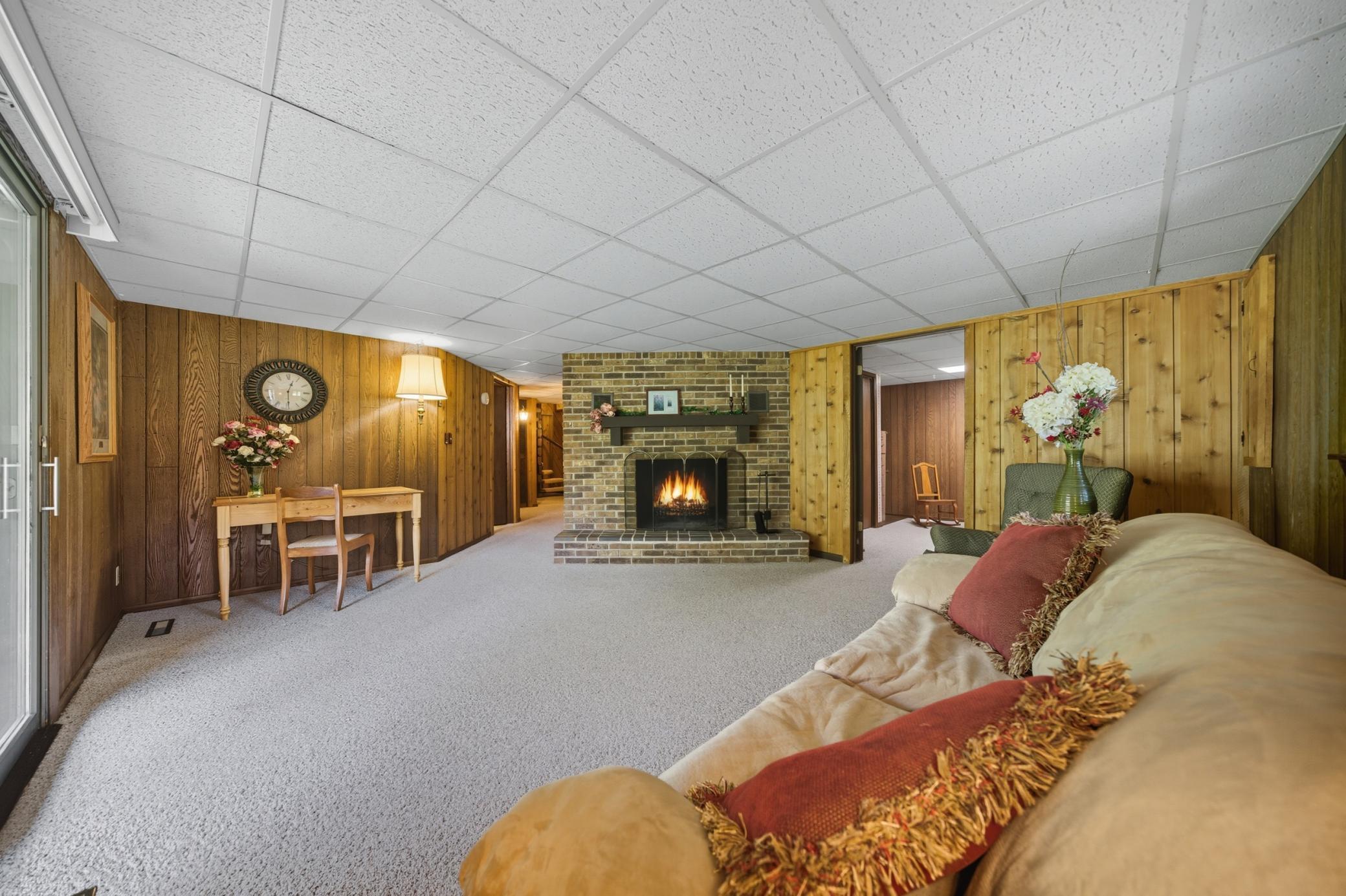 Warren Twp, Wisconsin, 54023, United States, 3 Bedrooms Bedrooms, ,1 BathroomBathrooms,Residential,For Sale,1961438