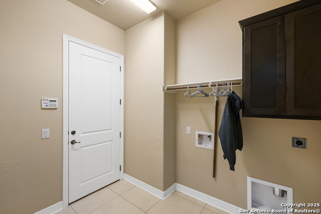 San Antonio, Texas, 78261, United States, 3 Bedrooms Bedrooms, ,4 BathroomsBathrooms,Residential,For Sale,1794798
