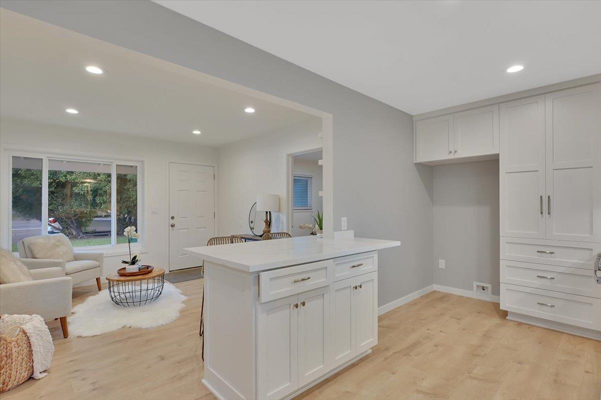 Sacramento, California, 95864, United States, ,Residential,For Sale,1989325