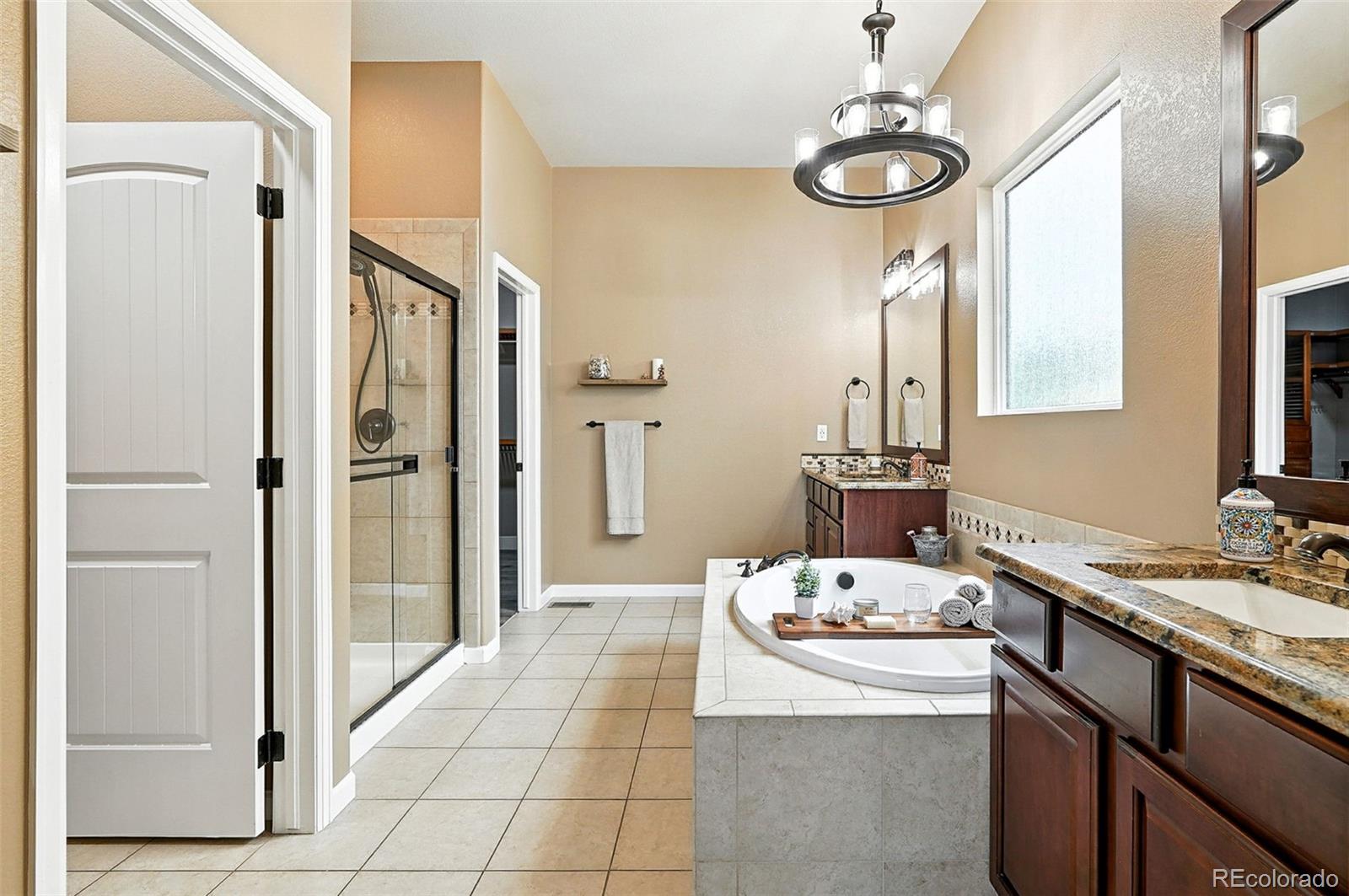 Thornton, Colorado, 80602, United States, 3 Bedrooms Bedrooms, ,2 BathroomsBathrooms,Residential,For Sale,1913766