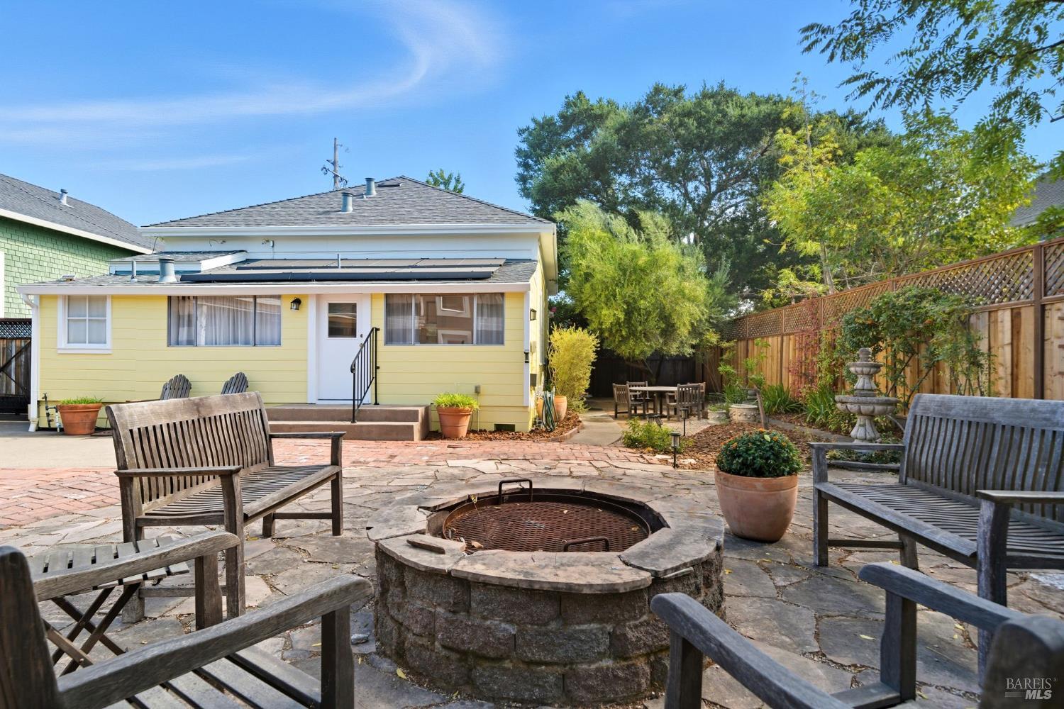 Napa, California, 94559, United States, 3 Bedrooms Bedrooms, ,4 BathroomsBathrooms,Residential,For Sale,1947043