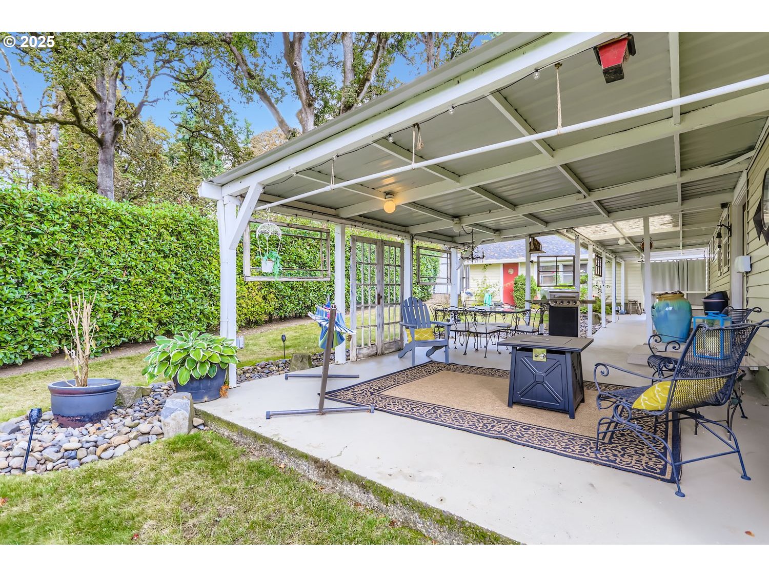 Milwaukie, Oregon, 97267, United States, 4 Bedrooms Bedrooms, ,2 BathroomsBathrooms,Residential,For Sale,1973771