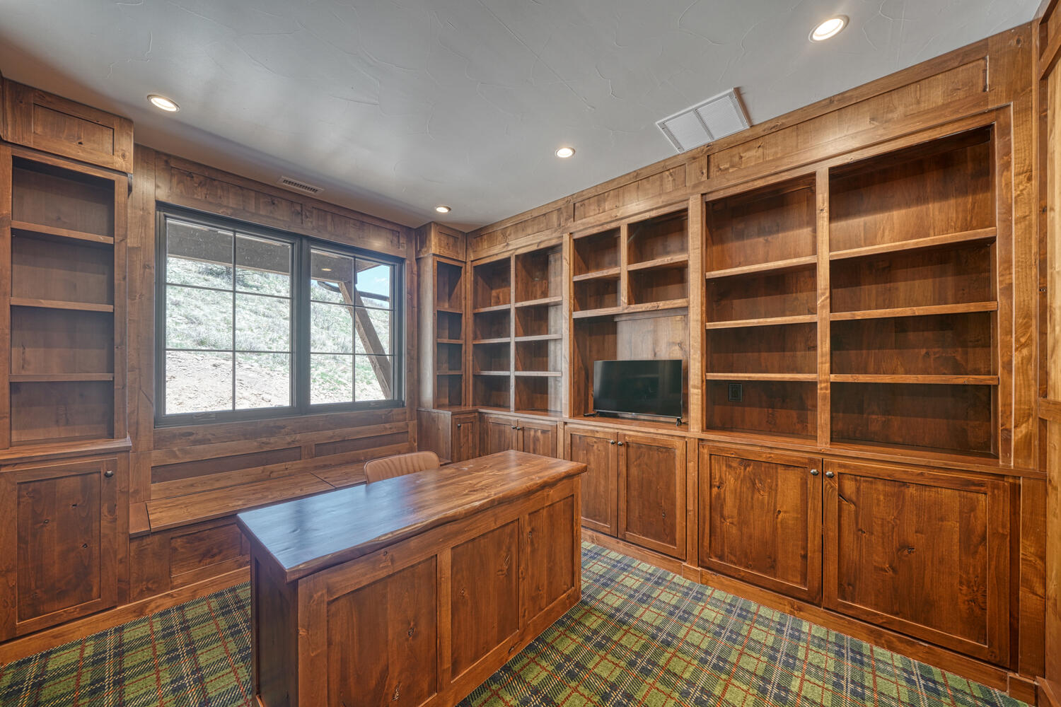 Cotopaxi, Colorado, 81223, United States, 6 Bedrooms Bedrooms, ,3 BathroomsBathrooms,Residential,For Sale,1973749